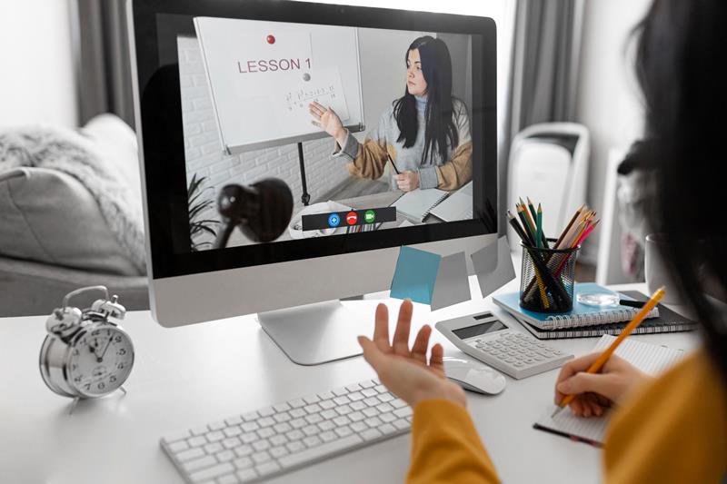 “It is possible to learn any subject in the world if one has access to a computer”