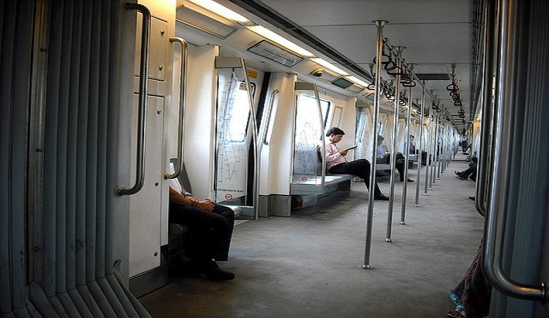 Delhi Metro partners with Airtel Payments Bank to provide one more metro smart card top-up facility to its commuters