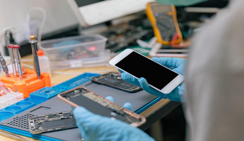 Xiaomi partners with Dixon Technologies for manufacturing and export of its mobile phones