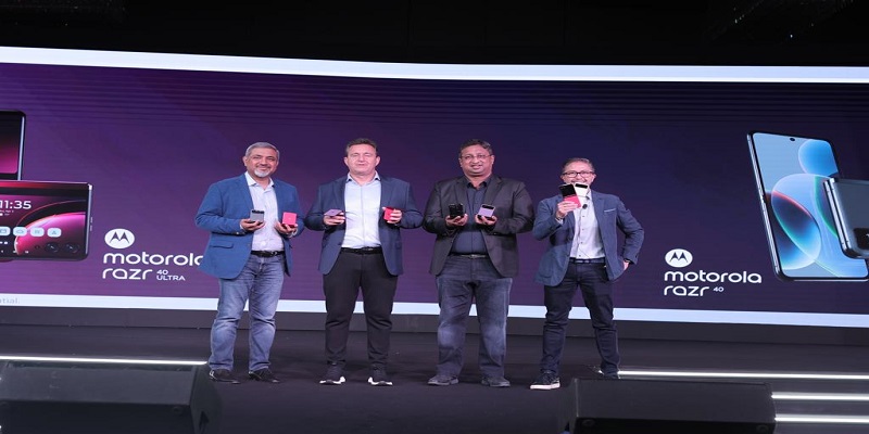 Motorola launches razr 40 ultra and razr 40: Flips the Script of the Indian foldable industry with the slimmest, gapless and nearly creaseless flip phones starting at an unbelievable price of just Rs. 59,999
